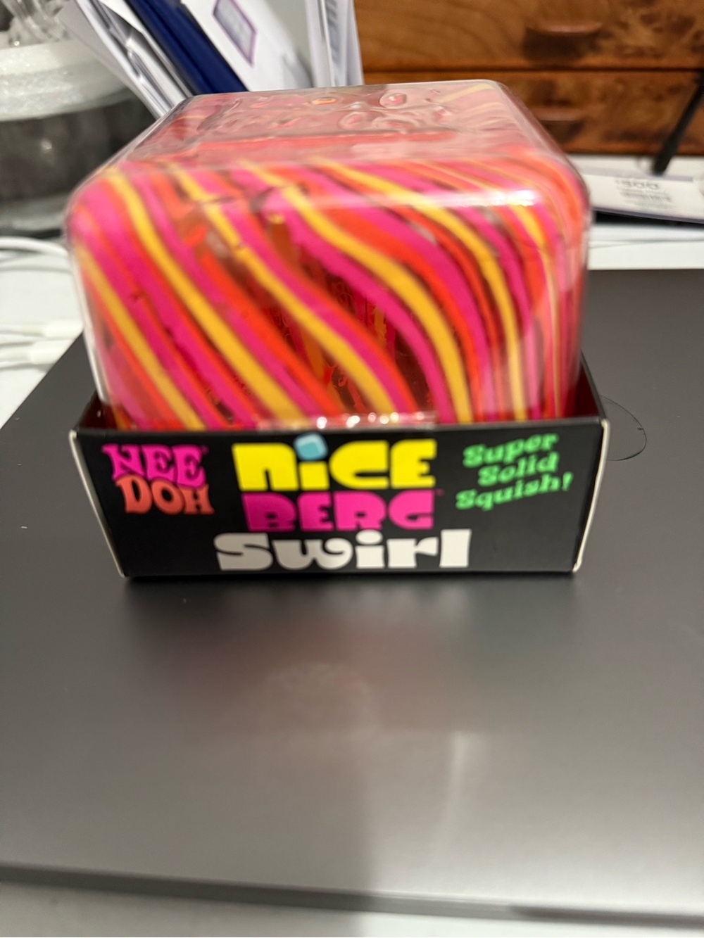 NeeDoh swirl berg